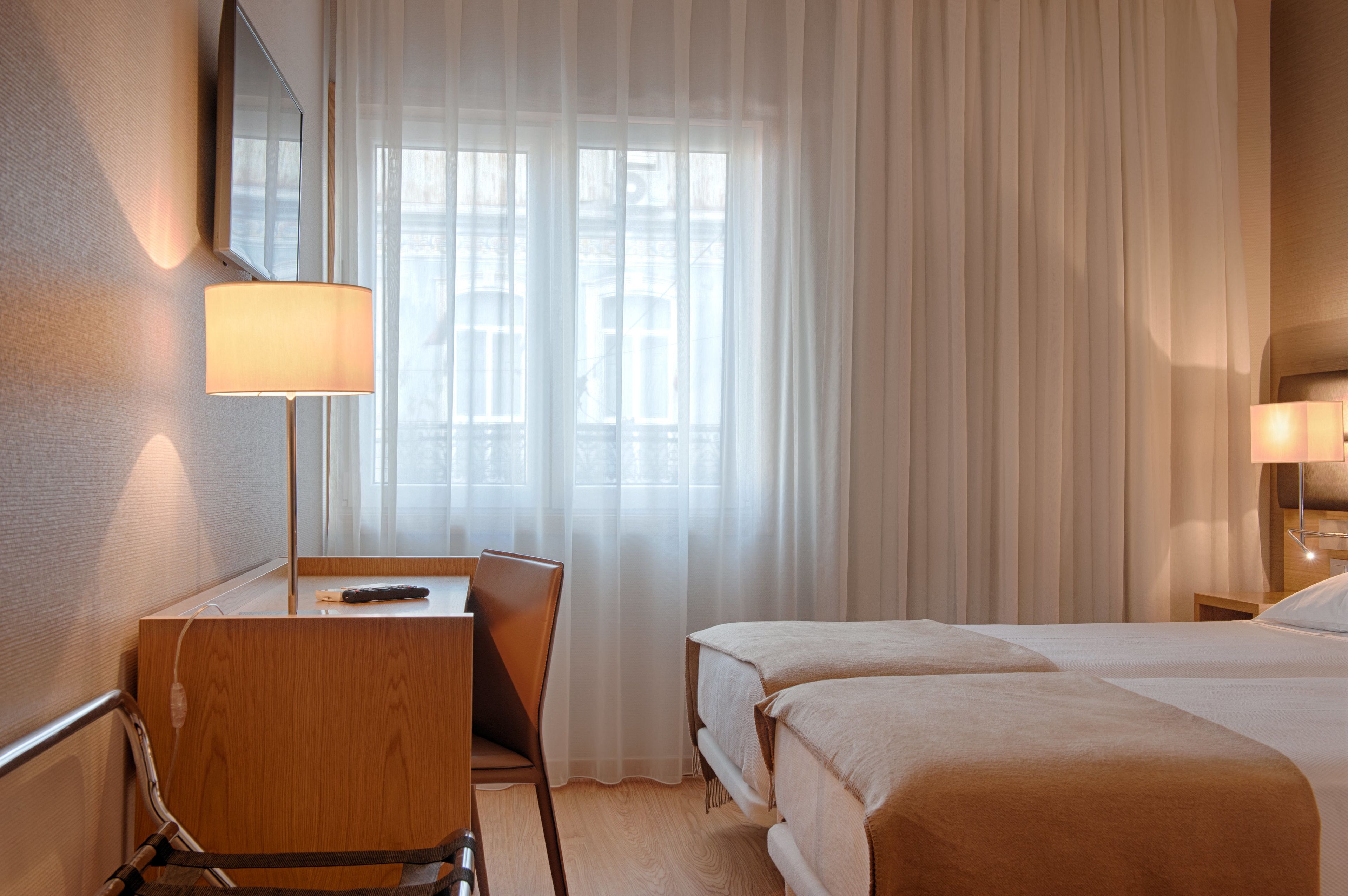 in-room safe, desk, laptop workspace, soundproofing