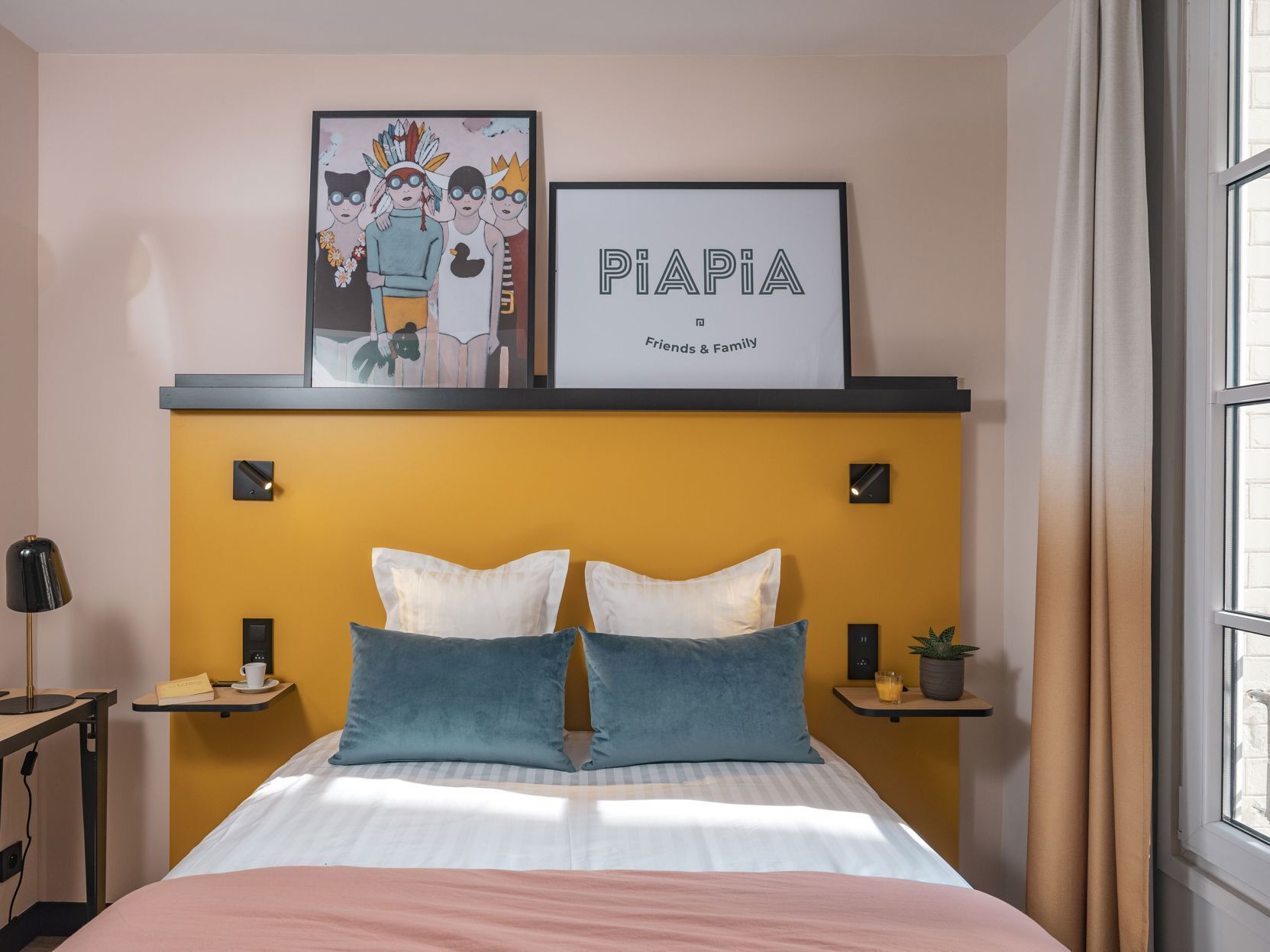 Premium bedding, in-room safe, soundproofing, free WiFi