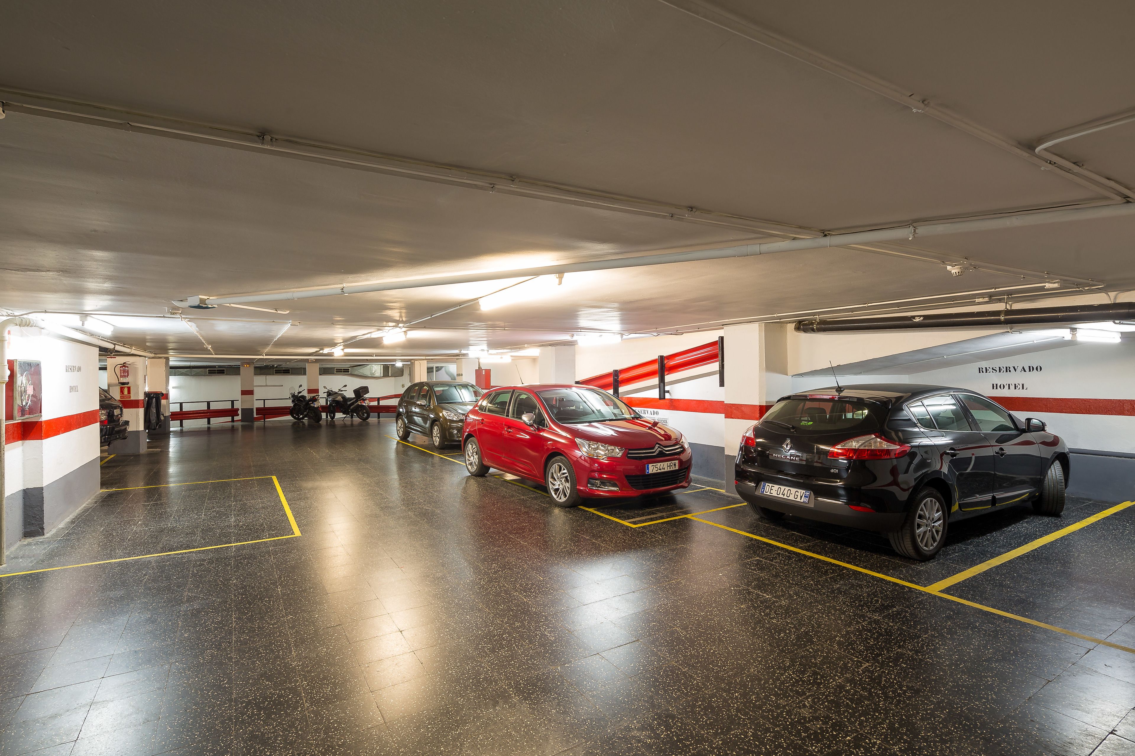 Photo - Aparthotel Bertrán