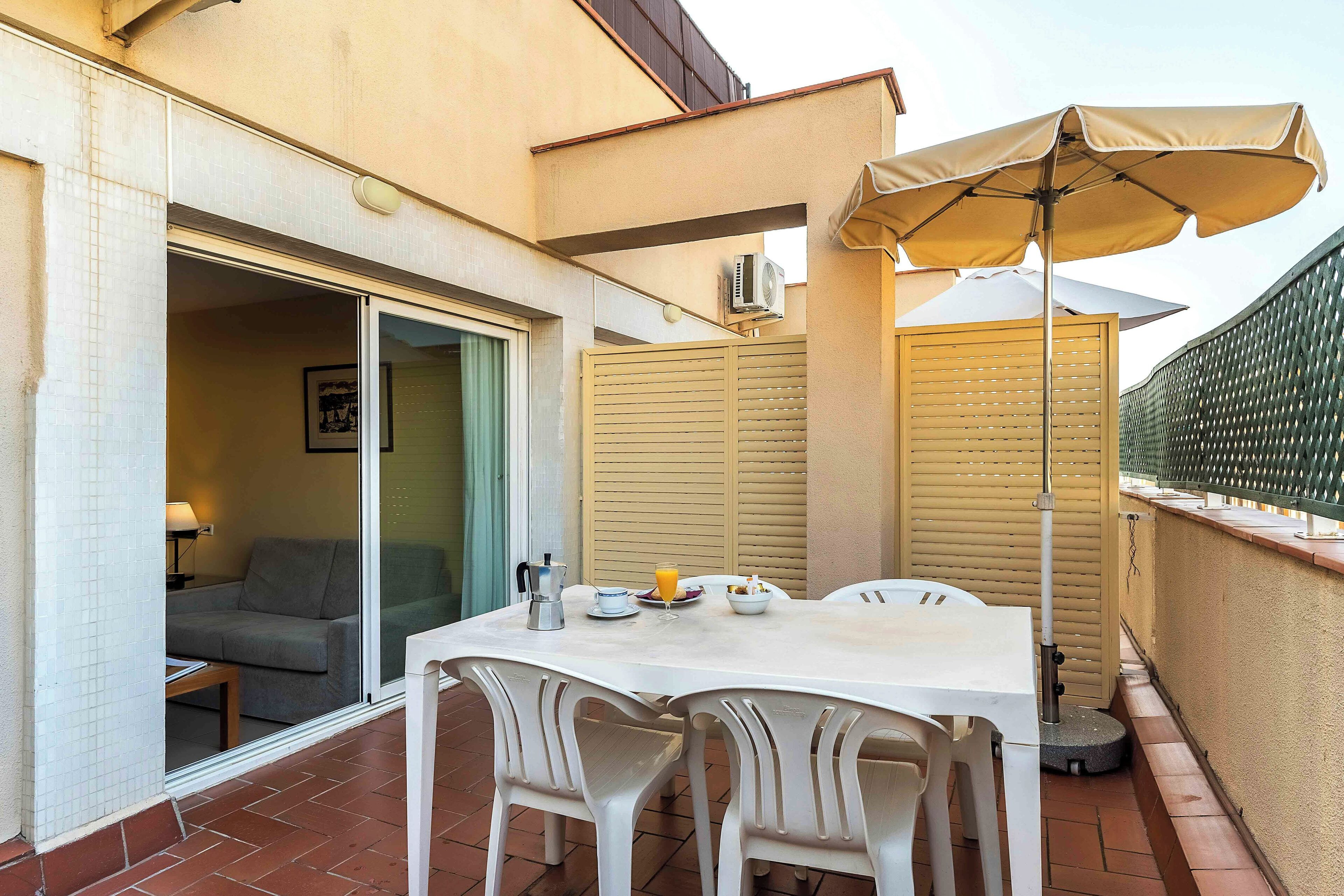 Photo - Aparthotel Bertrán