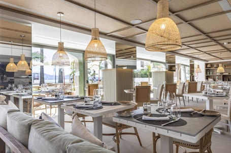 Restaurante. Hoposa Pollentia - Adults Only