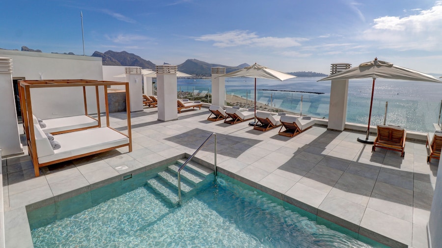 Hoposa Pollentia - Adults Only