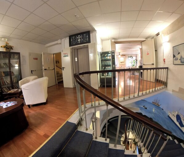 Interior - Giappone Inn Hotel (Livorno)