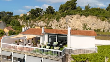 Fachada da propriedade