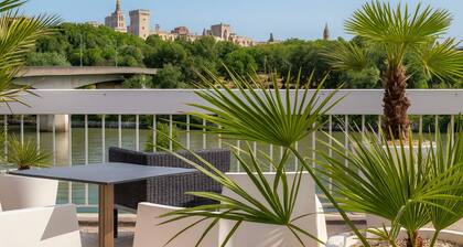 Cit'HĂŽtel Oasis d'Avignon