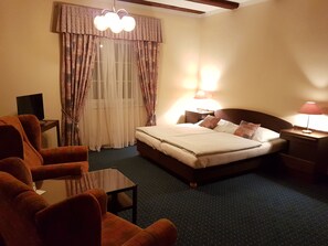Chambre Double | Minibar, bureau, chambres insonorisées, Wi-Fi gratuit