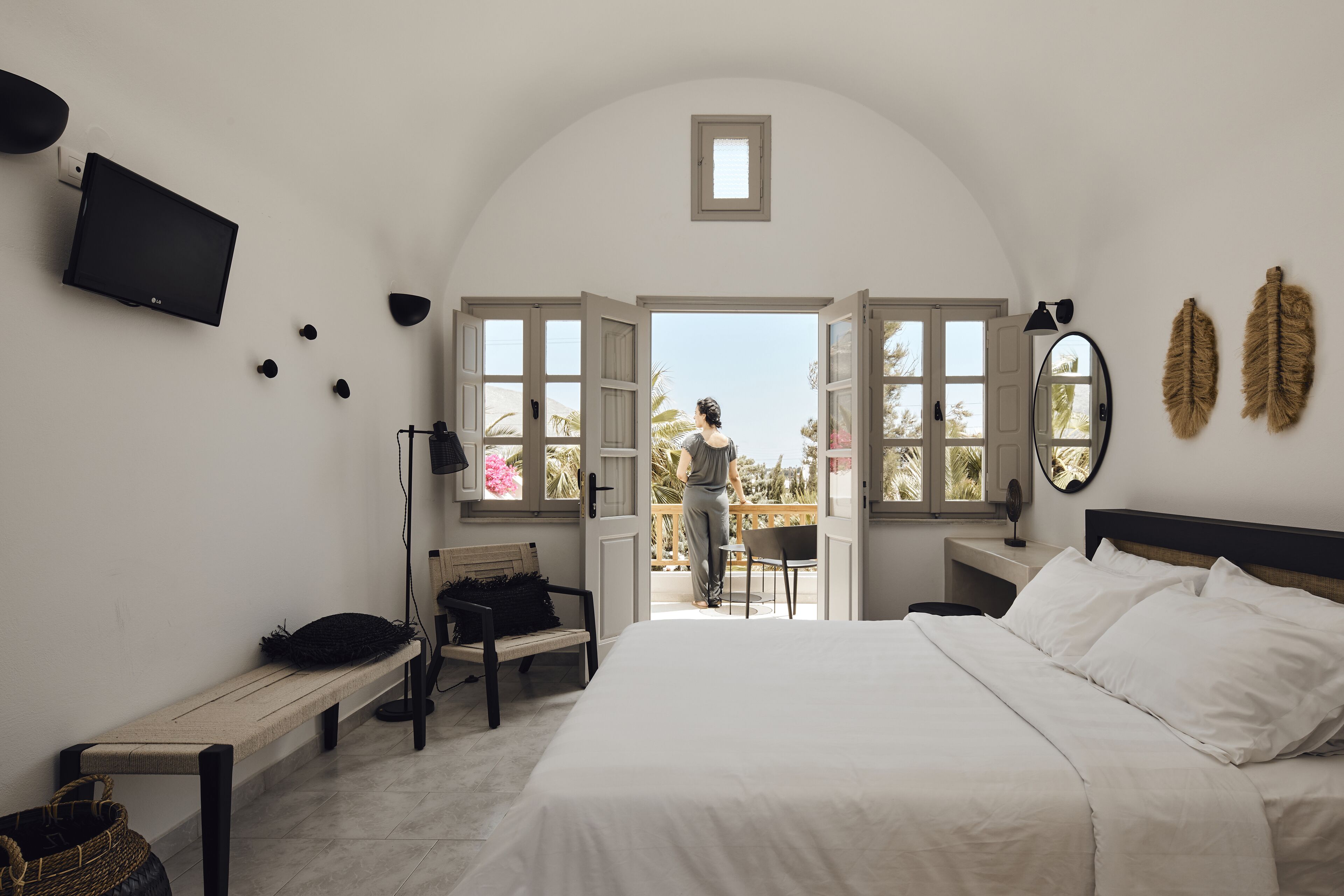 cocoon room garden or pool view | 1 bedroom, minibar, in-room safe, soundproofing