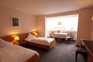 Select-Comfort-Betten, Minibar, Schreibtisch, Bügeleisen/Bügelbrett