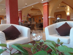 Lounge - Hotel & Spa La Villa (Sainte-Maxime)