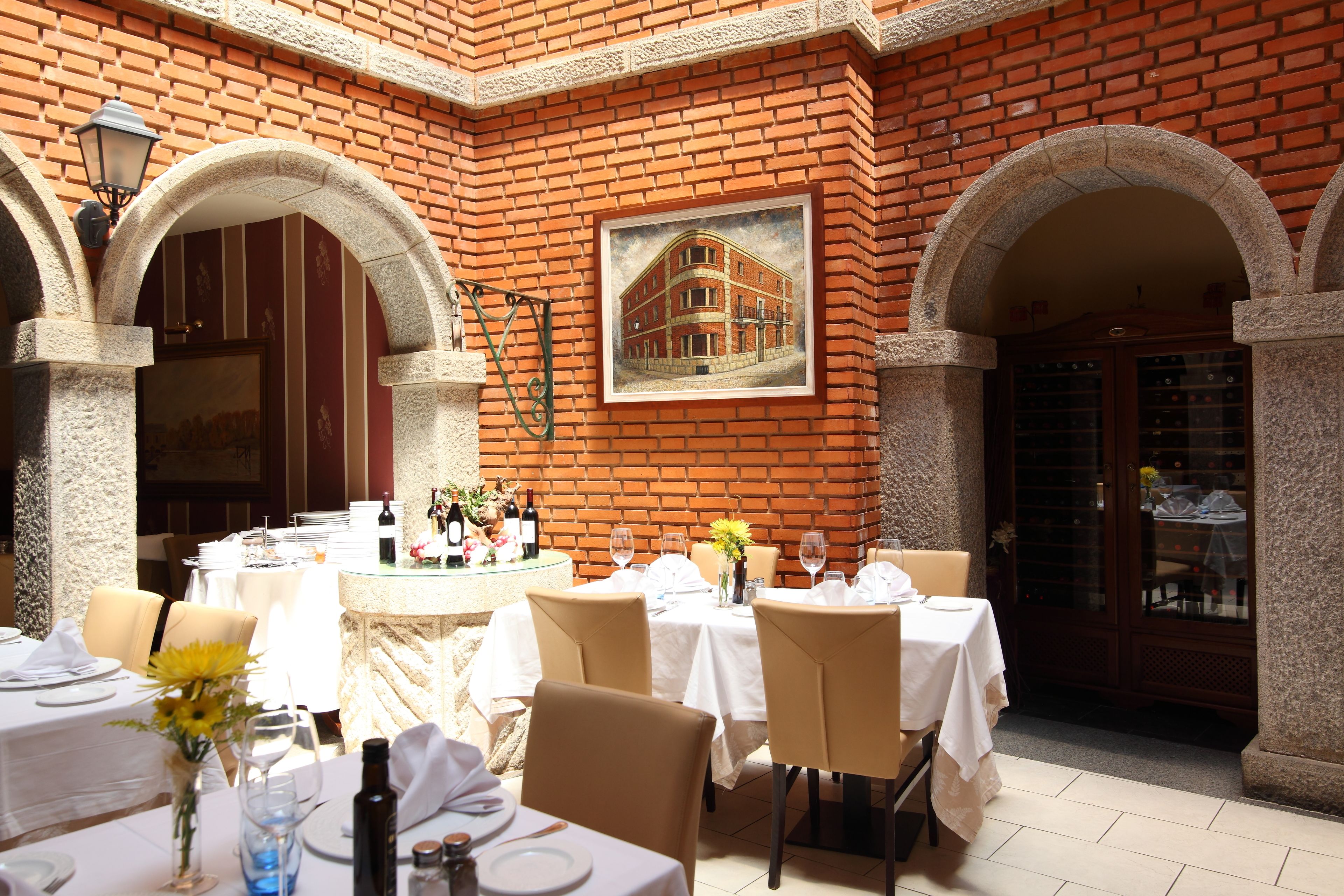 outdoor banquet area