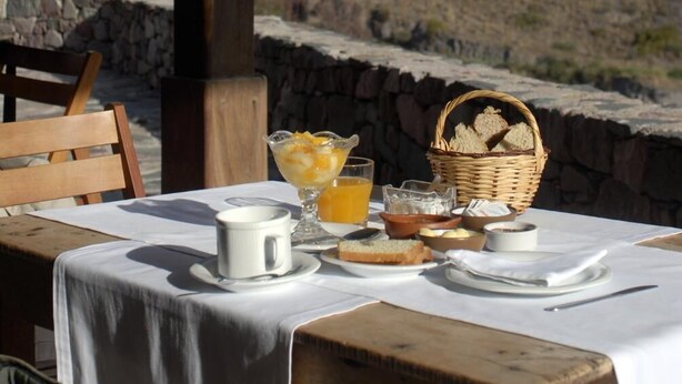 Lunch and dinner served - Hotel Iruya (Finca El Potrero)