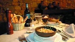 Lunch and dinner served - Hotel Iruya (Finca El Potrero)