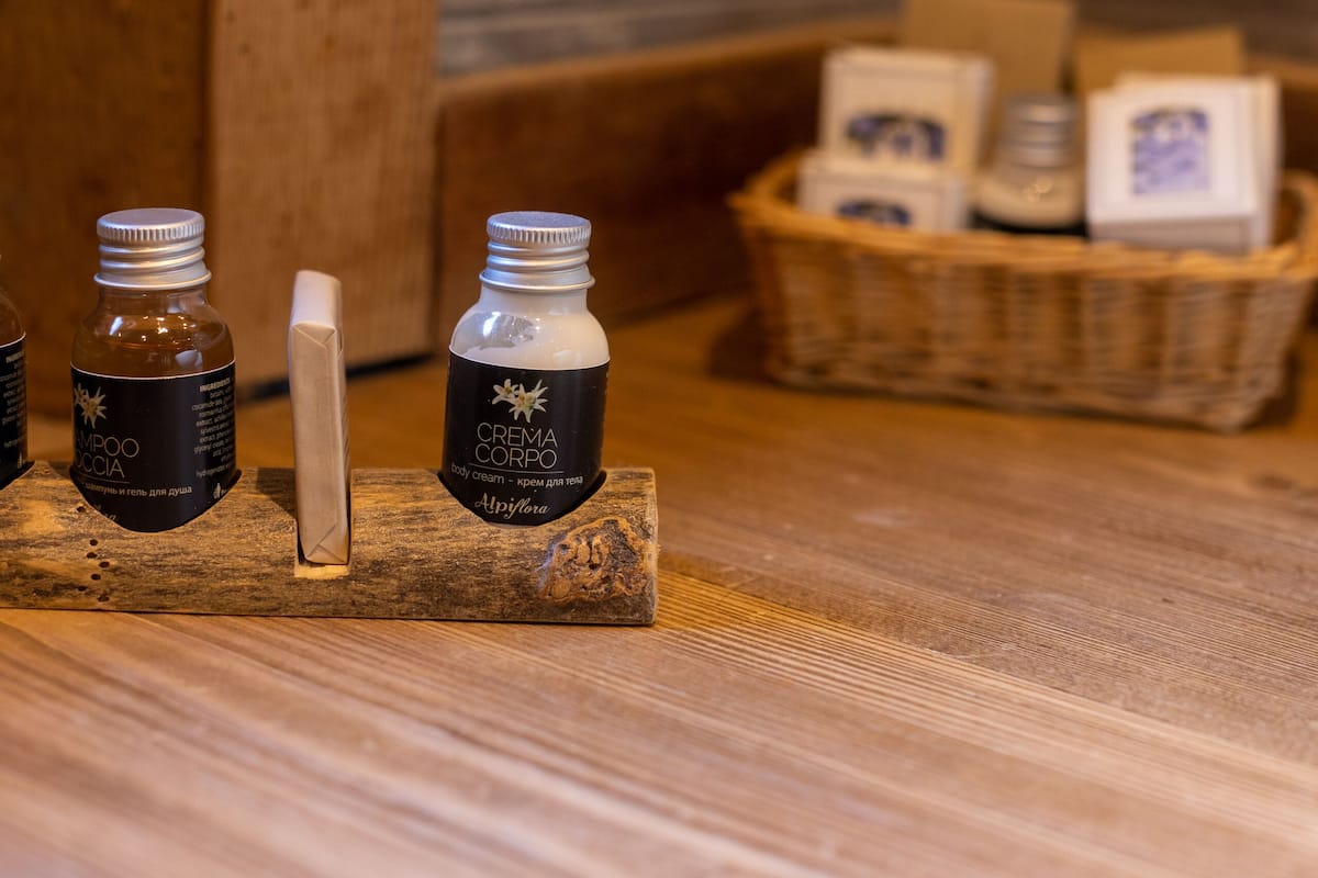 superior double room (spa access) | bathroom | free toiletries, hair dryer, bathrobes, slippers