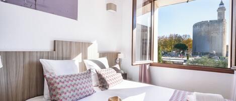 Classic Double Room, 1 Queen Bed, Canal View | Premium bedding, desk, blackout drapes, free WiFi