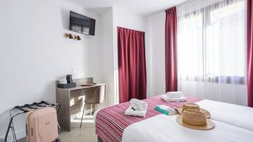 Classic Double Room, 1 Queen Bed | Premium bedding, desk, blackout drapes, free WiFi