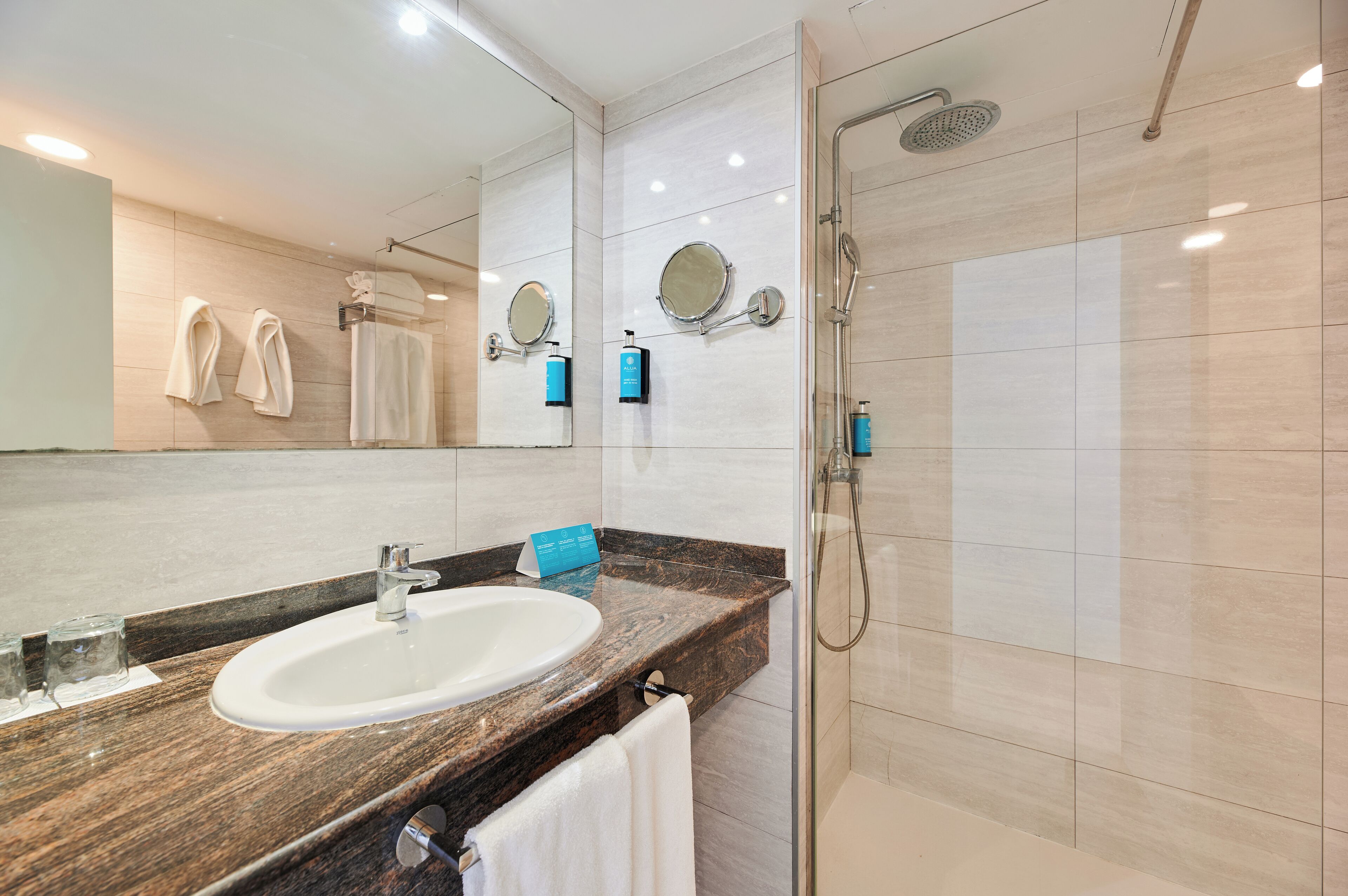 Photo - AluaSun Continental Park Hotel & Apartments