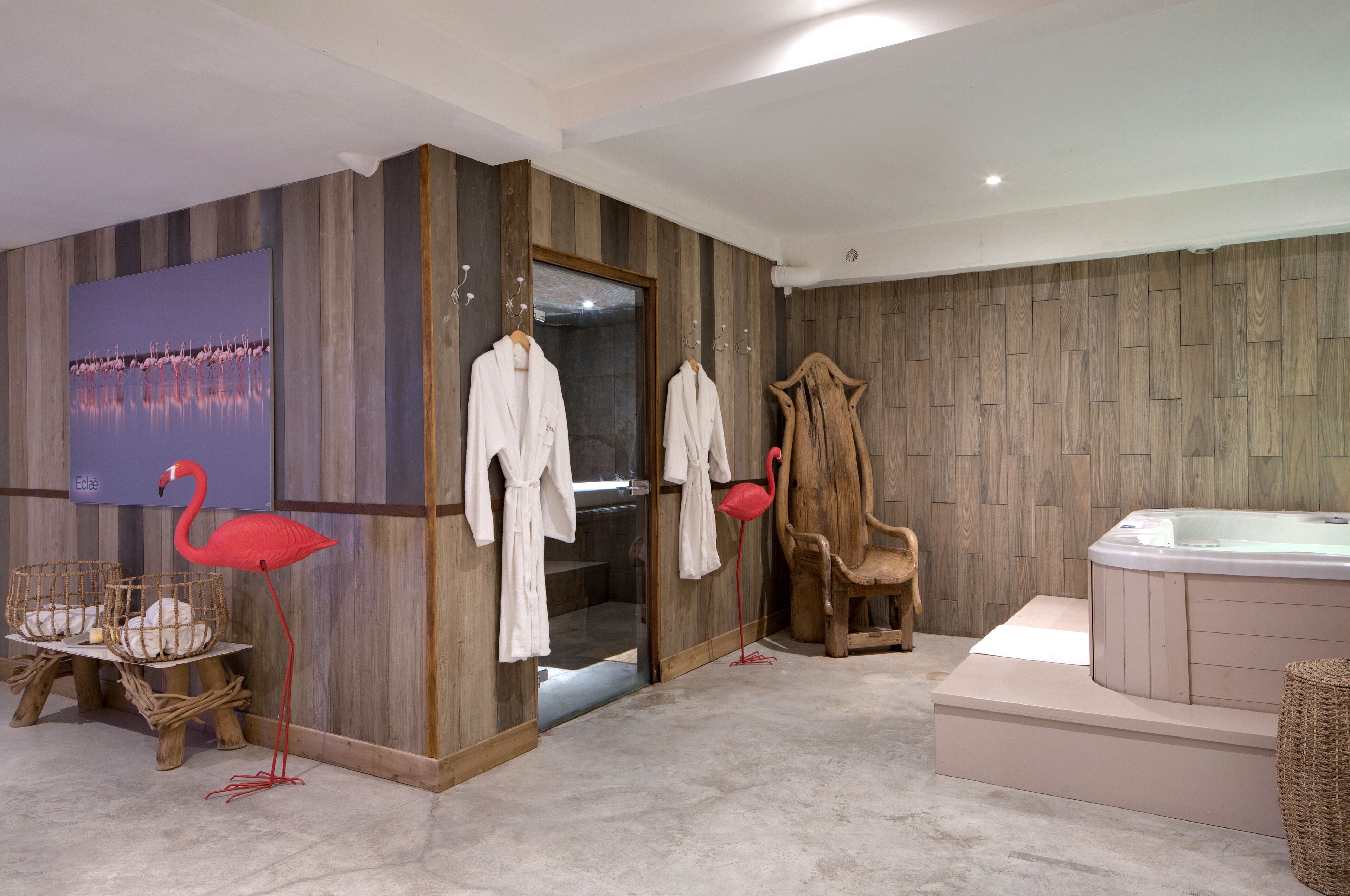 couples treatment room(s), sauna, hot tub, steam room