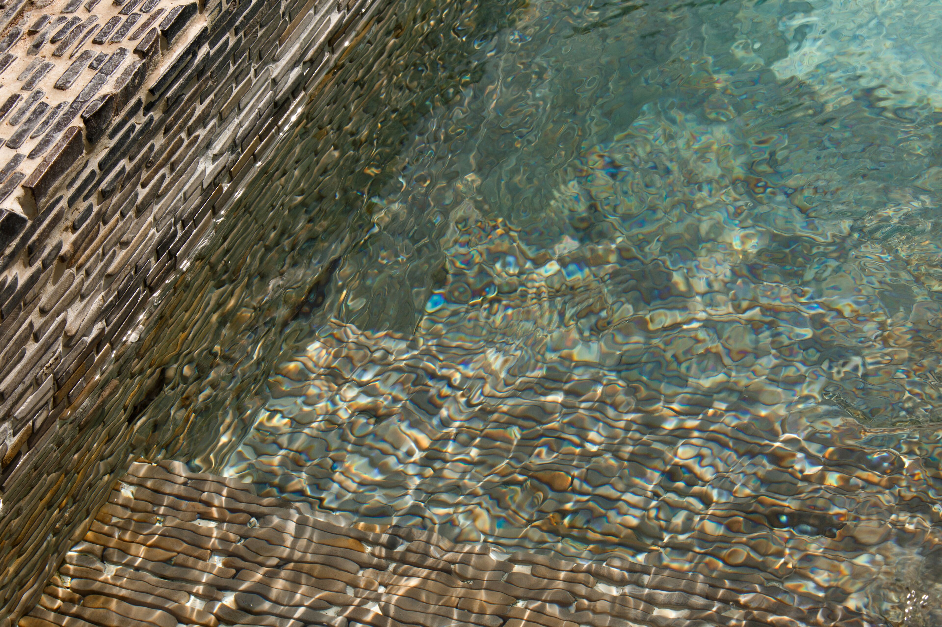 outdoor pool, open 9:00 am to 9:00 pm, pool umbrellas, pool loungers