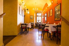 Restaurant - Hotel Rous (Plzen)