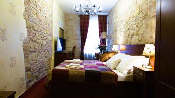Ropa de cama hipoalergénica y minibar