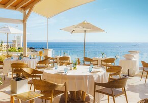 4 restaurantes; se sirve almuerzo y cena; cocina mediterránea