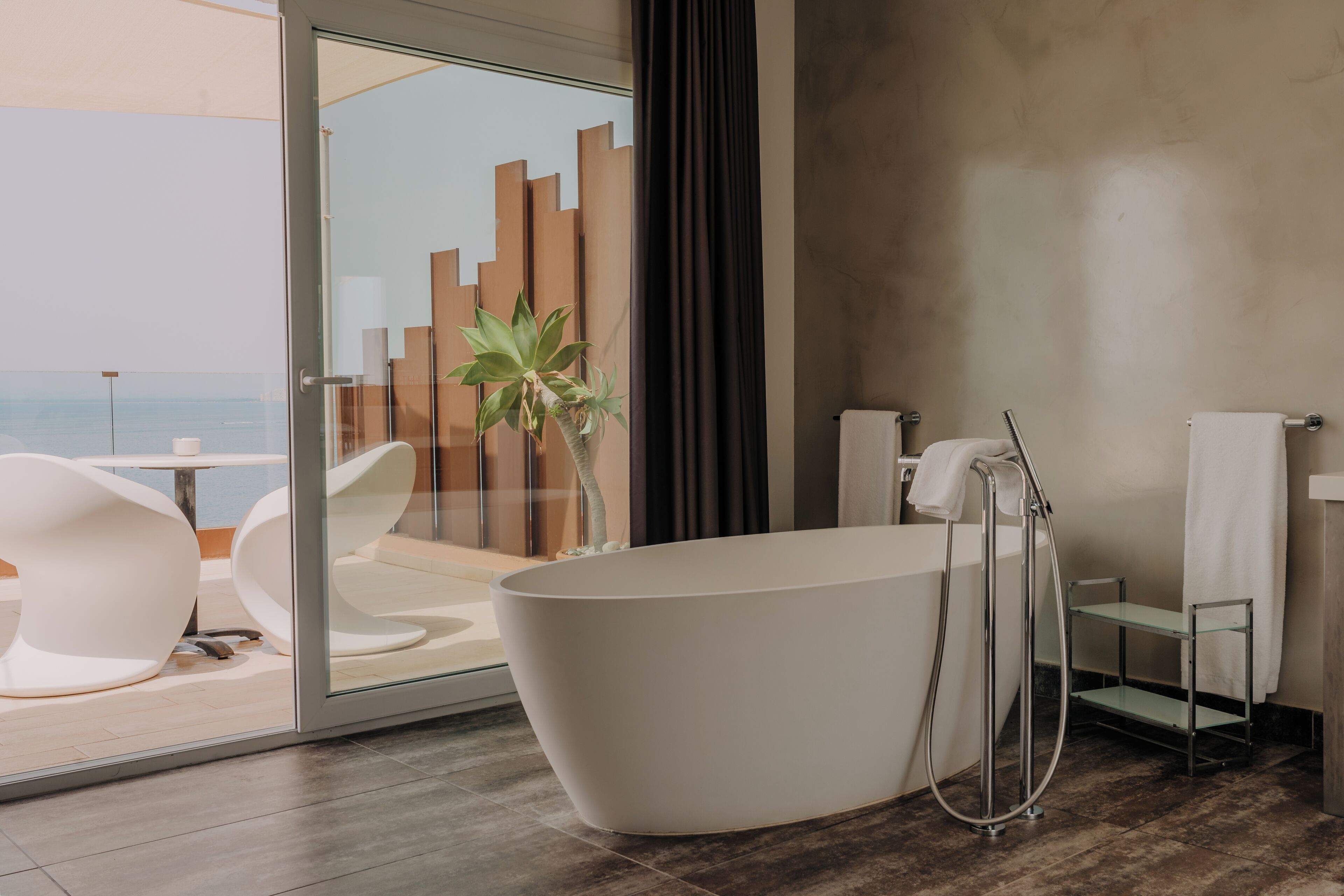 penthouse, terrace, sea view | bathroom | free toiletries, hair dryer, bathrobes, towels