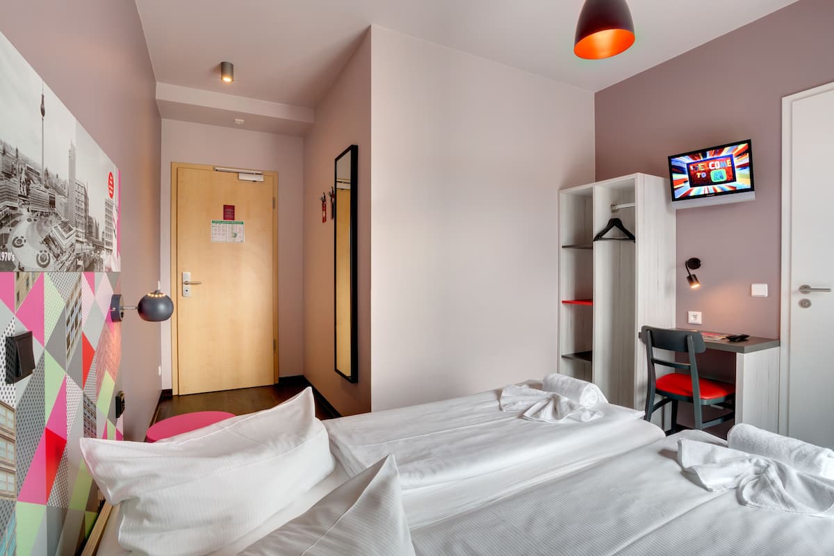 Coffres-forts dans les chambres, bureau, chambres insonorisées