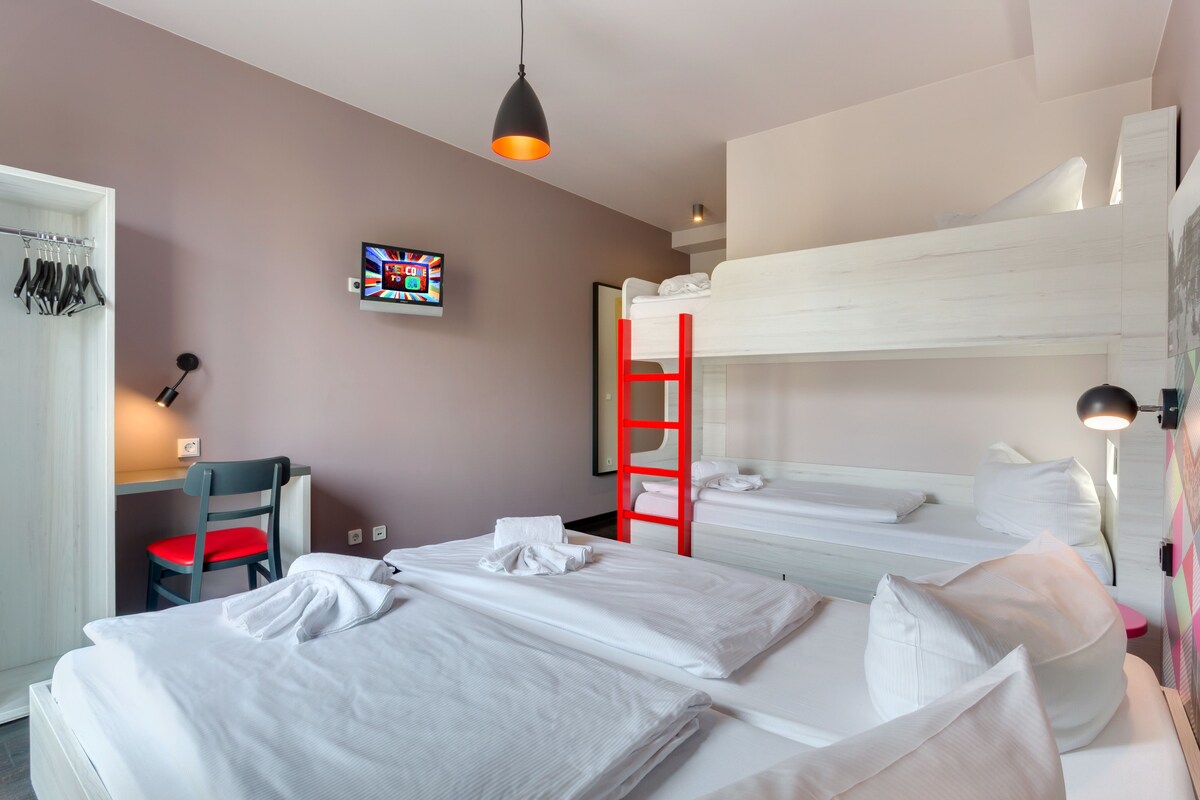 Coffres-forts dans les chambres, bureau, chambres insonorisées