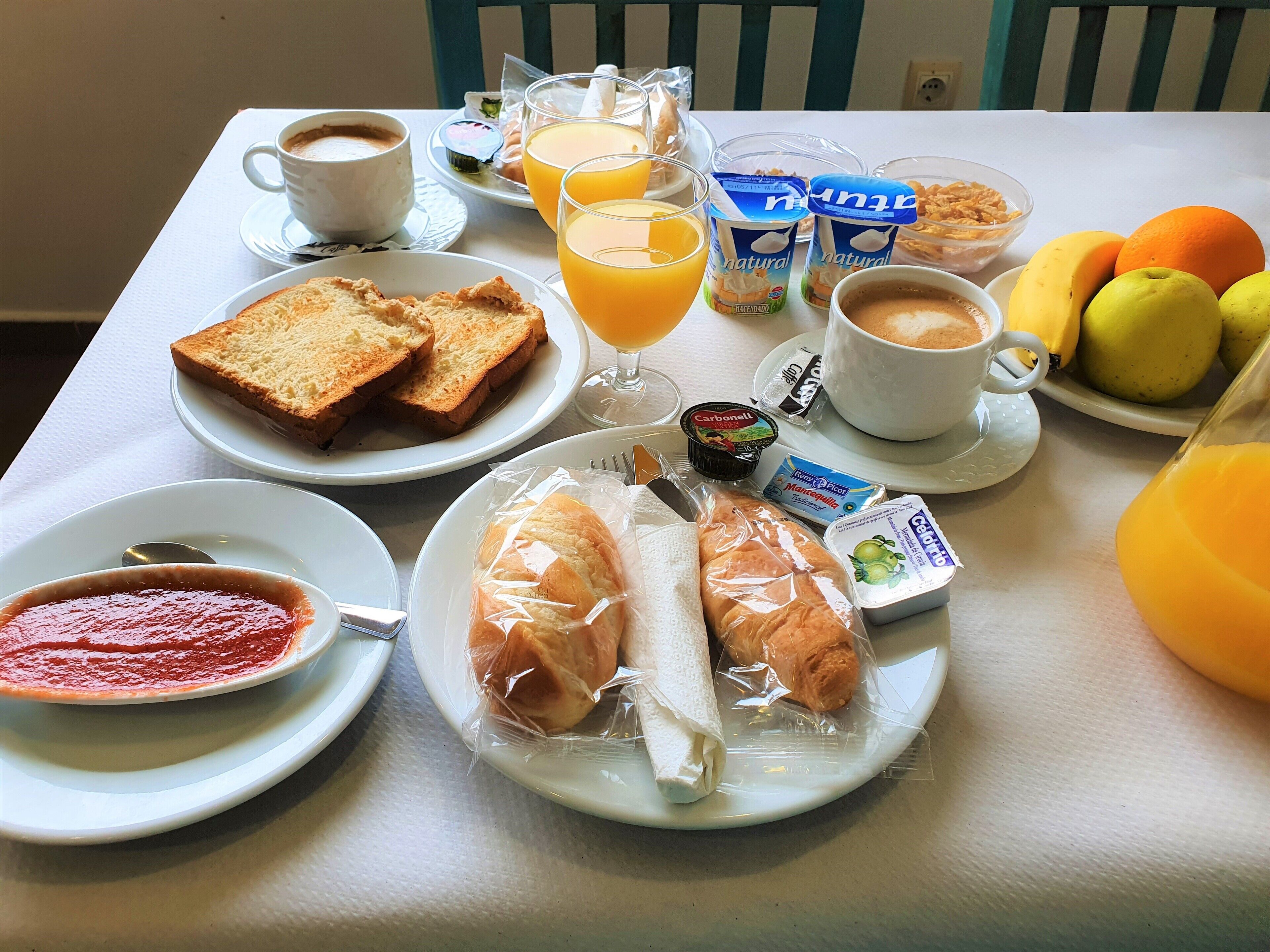 朝食