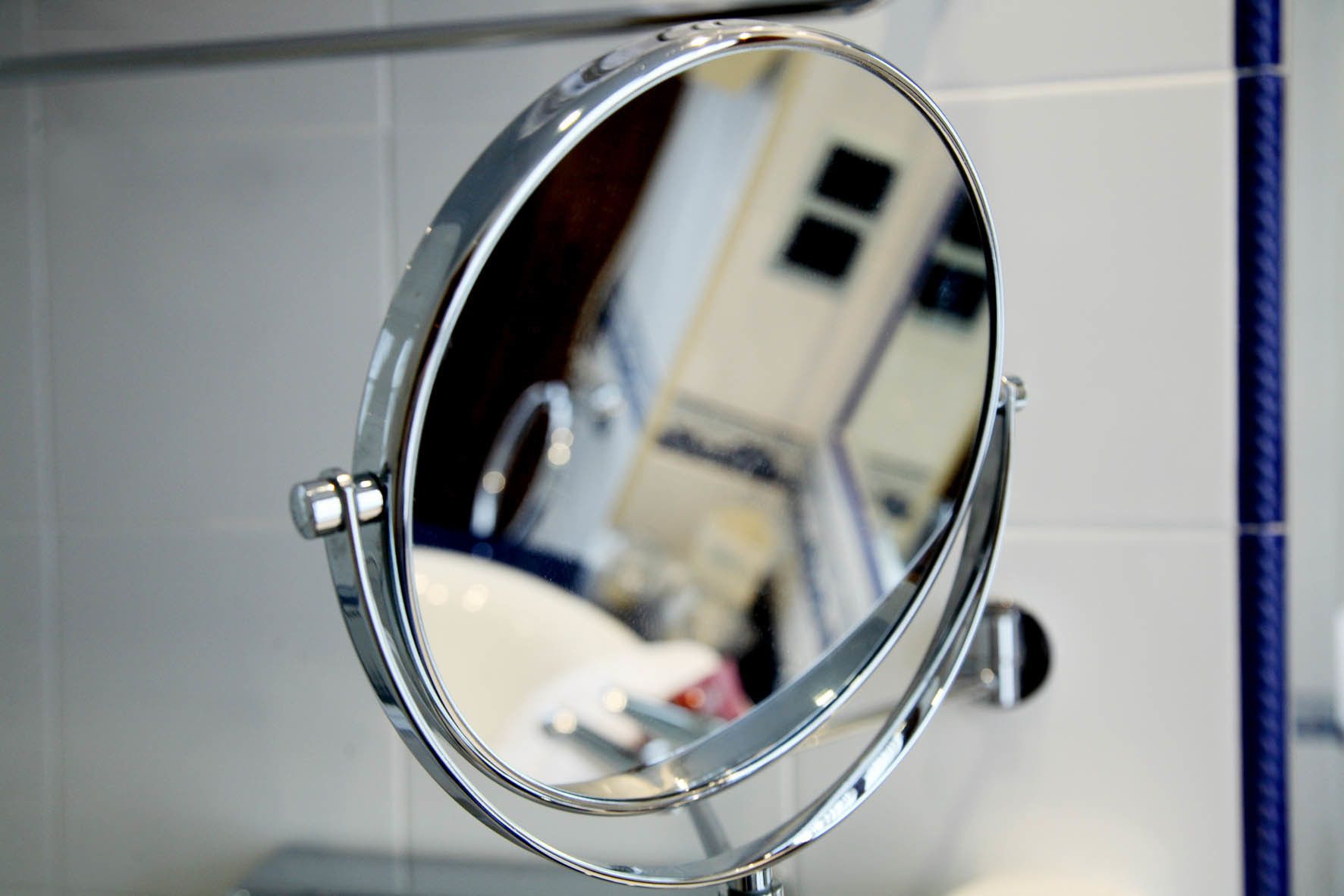 double room single use | bathroom amenities | bathtub, jetted bath, free toiletries, hair dryer