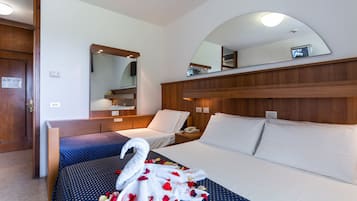 Coffres-forts dans les chambres, bureau, Wi-Fi gratuit