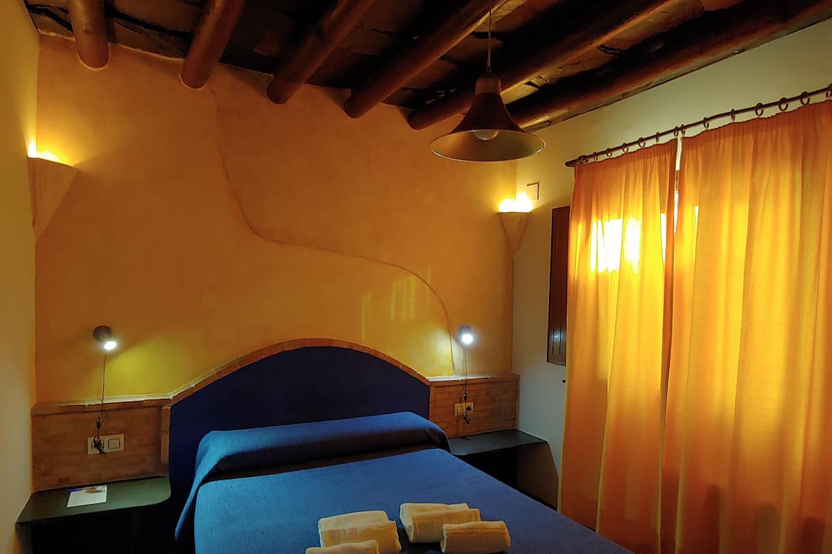 Apartment for 2 people | In-room safe, individually decorated, rollaway beds, free WiFi
