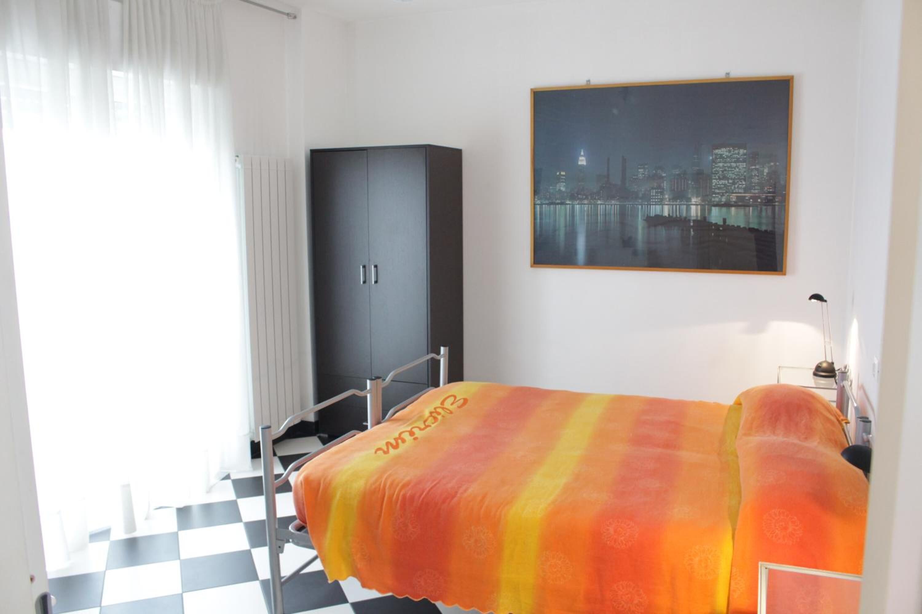 Minibar, Schreibtisch, kostenloses WLAN