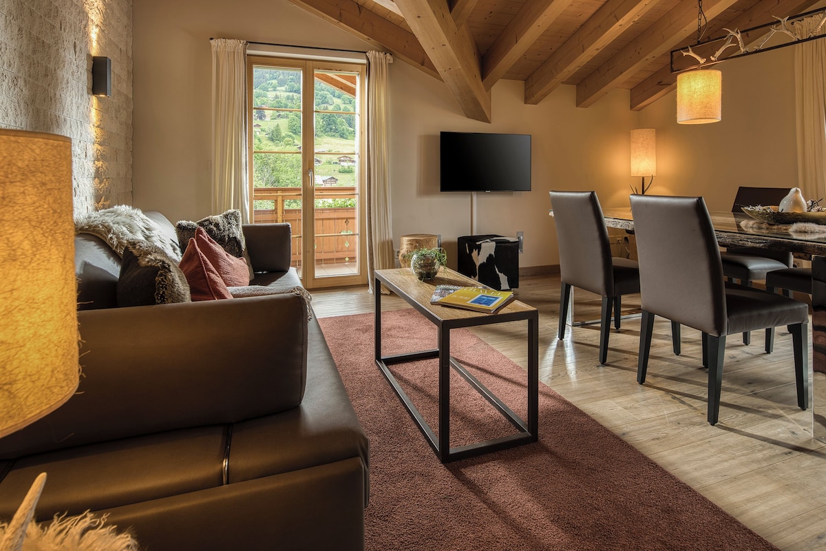 Suite Deluxe, vista a la montaña | Ropa de cama de alta calidad, camas con pillow-top y minibar