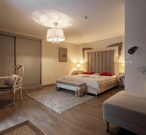 Minibar, individually decorated, individually furnished, soundproofing - Quinta São Miguel de Arcos (Vila do Conde)