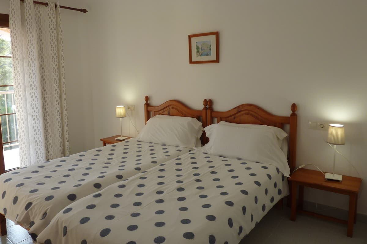 Standard-Apartment, 1 Schlafzimmer, Balkon, Poolblick