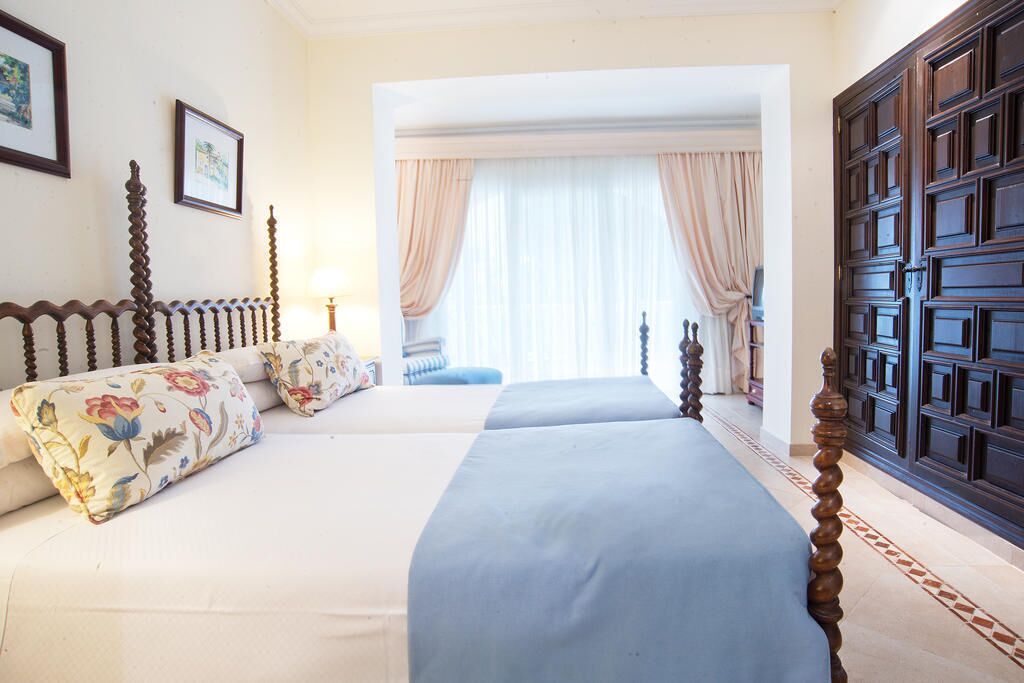 高級寢具、舒適加層、迷你吧、客房內保險箱