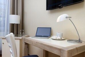 Dobbeltrom – comfort | Allergitestet sengetøy, Tempur-Pedic-senger og skrivebord