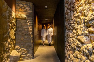 Un sauna, baño turco/hammam, tratamientos corporales, hidroterapia