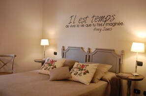 Deluxe Double or Twin Room | Premium bedding, down comforters, memory foam beds