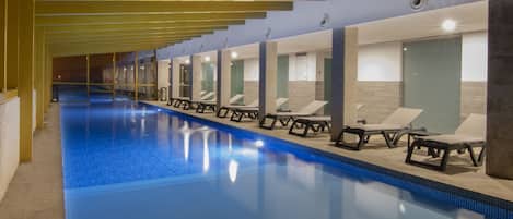 Indoor pool, outdoor pool