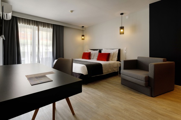 In-room safe, desk, soundproofing, free cribs/infant beds