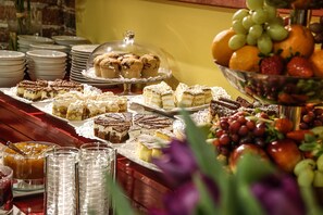 Petit déjeuner buffet