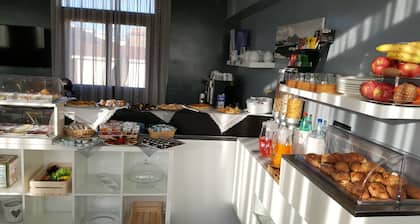 Fly Boutique Hotel