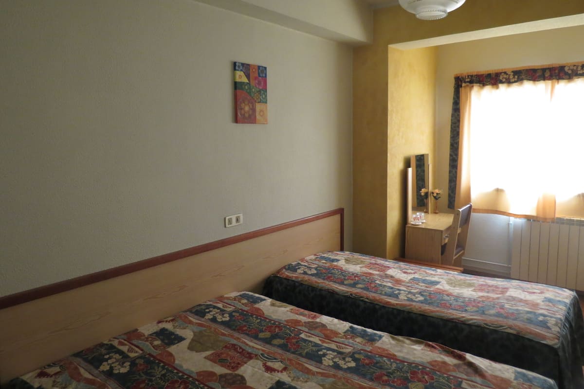 Wifi gratis y ropa de cama