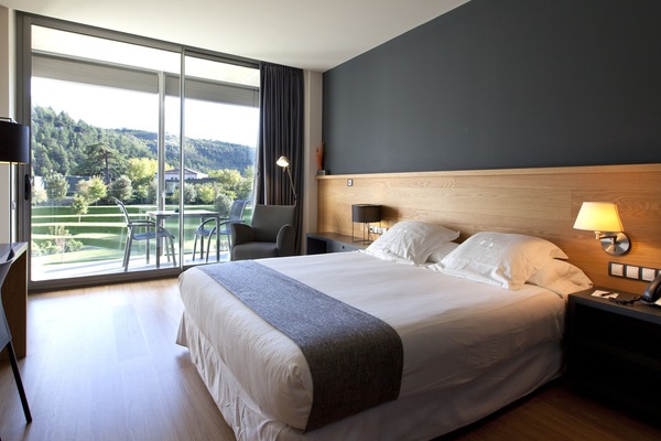 Coffres-forts dans les chambres, bureau, chambres insonorisées