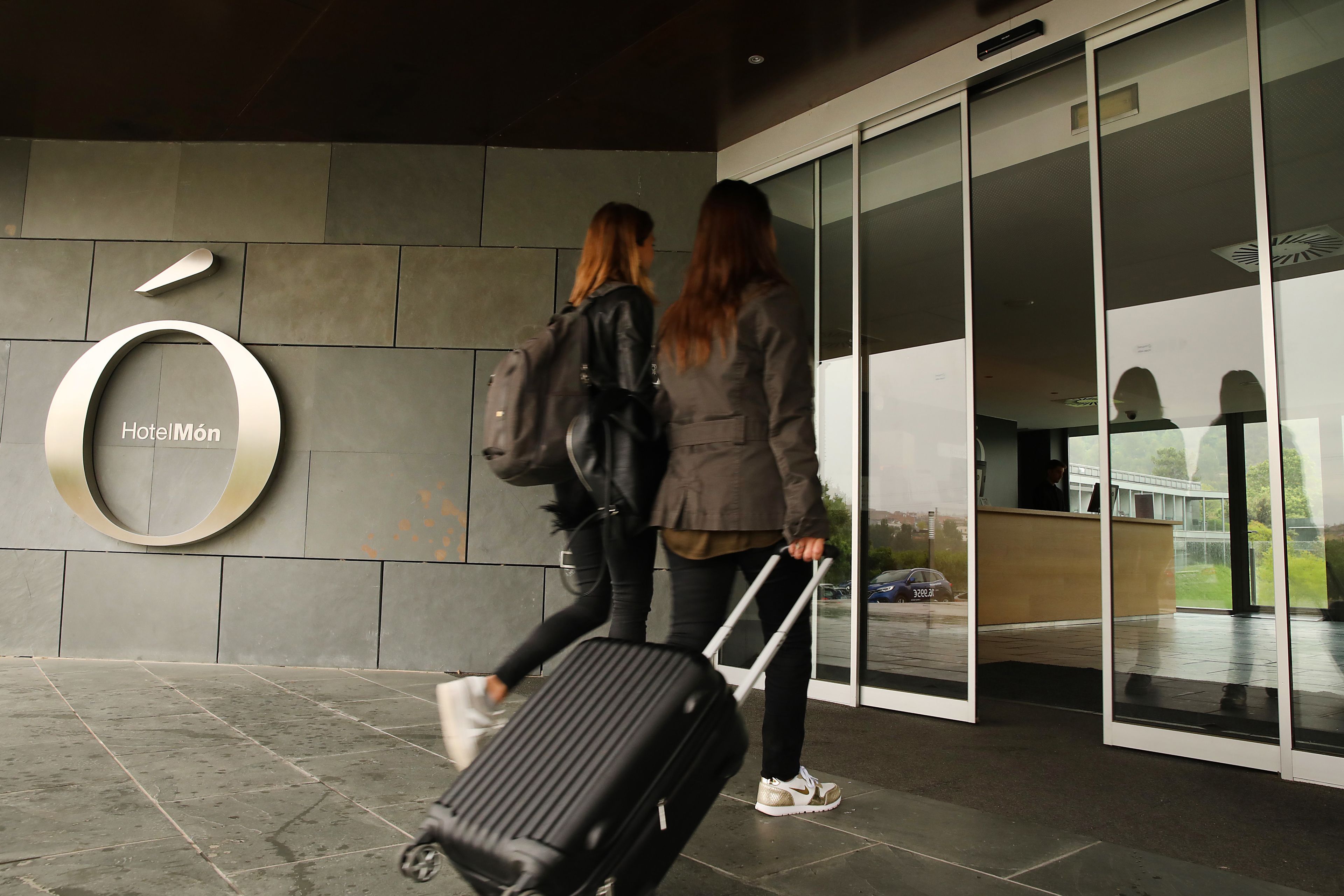 Pintu masuk properti