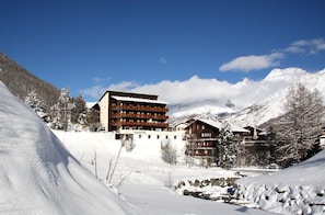 In-room safe, desk, cribs/infant beds, free WiFi - Hotel Bristol (Saas-Fee)