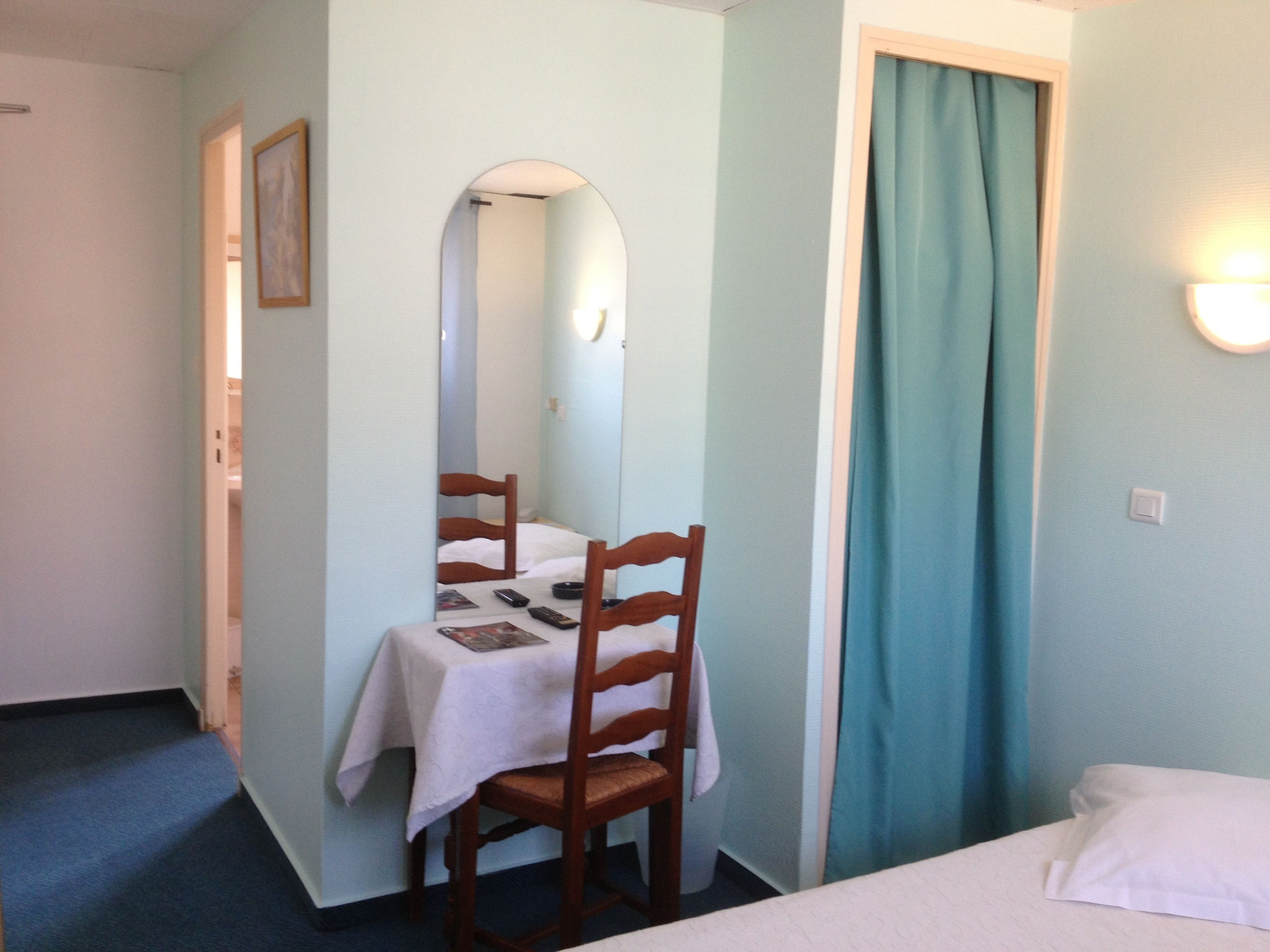 Foto - Au Nouvel Hôtel