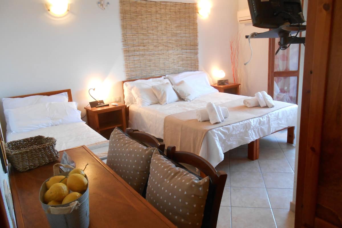 1 bedroom, hypo-allergenic bedding, in-room safe, individually decorated